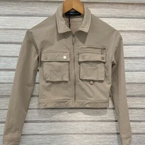 Manière de voir women’s Zip-up Crop Jacket Size 4